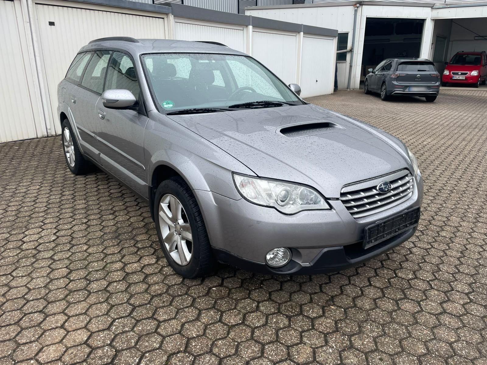 Subaru Outback 2008 — interior