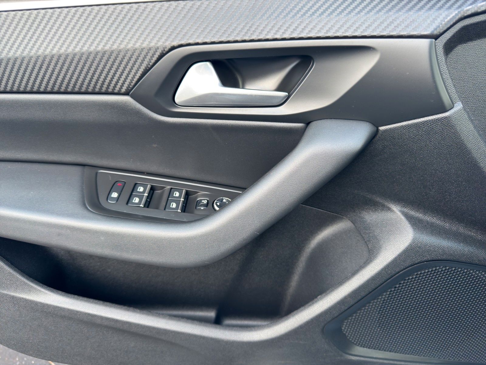 Fahrzeugabbildung Peugeot 508 Allure*Mirrorlink*Led*2.Z Klimaautomatik*