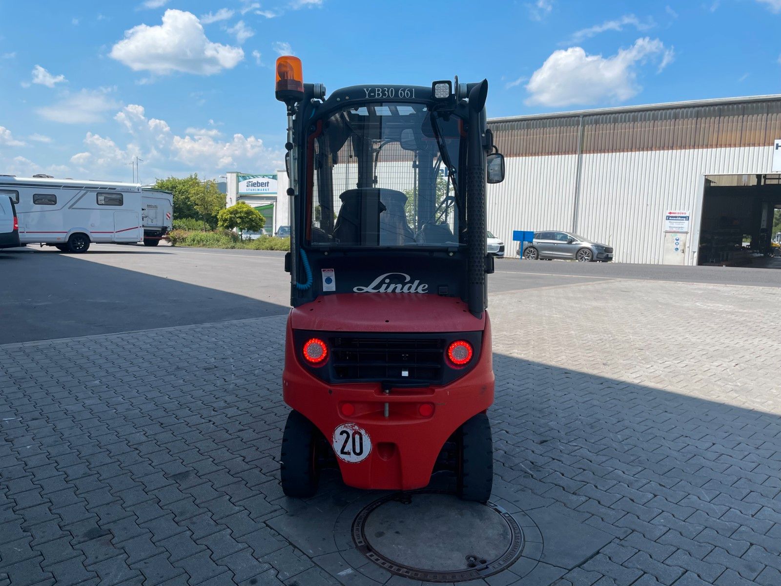 Fahrzeugabbildung Linde H14D-01 / HH 4,6m / 1.453h / Diesel / SS / Waage