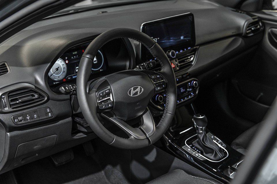 Fahrzeugabbildung Hyundai i30 Kombi 1.0T 100PS DCT ADVANTAGE Plus-Paket