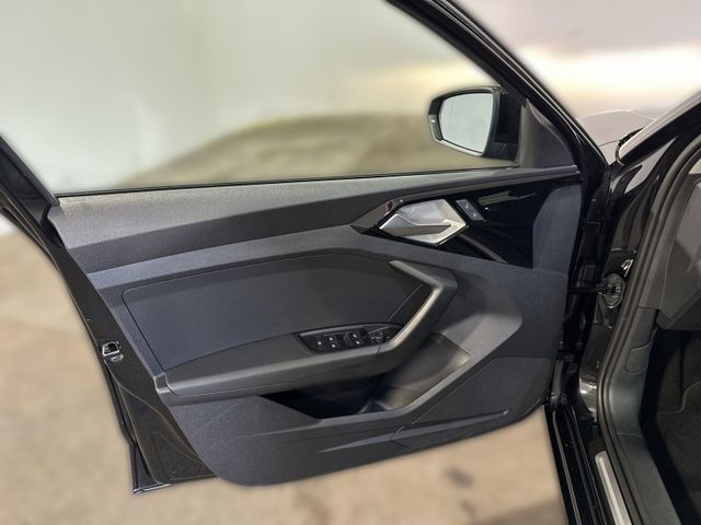 A1 Sportback 30 TFSI ADVANCED SMARTPHONE+PDC+SHZ