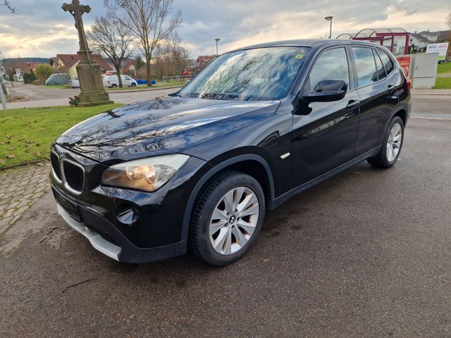 BMW X1 Baureihe sDrive 18i*PDC*Sitzheizung*TÜV*