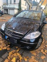 Mercedes-Benz Mercedes A-Klasse Automatik  TÜV neu bis ... - Mercedes-Benz 190 in Gelsenkirchen