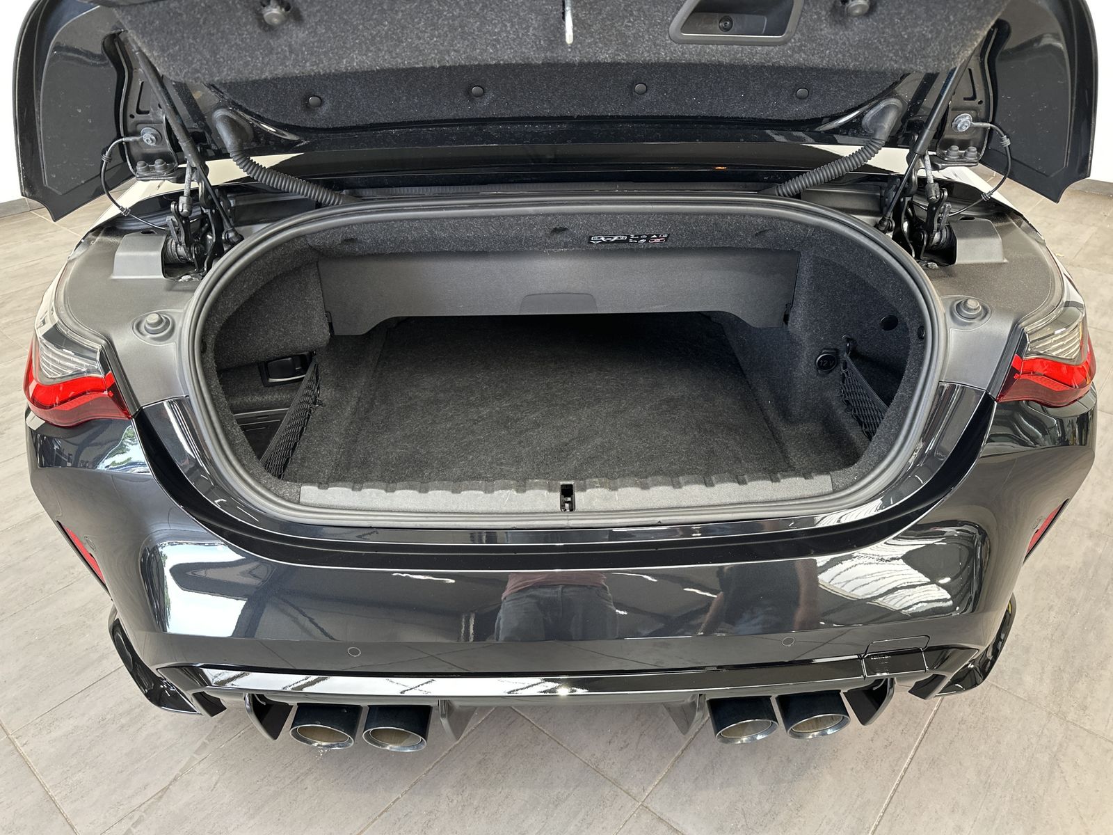 Fahrzeugabbildung BMW M4 xDrive Competition MDriver's NAV+LASER+HEADUP