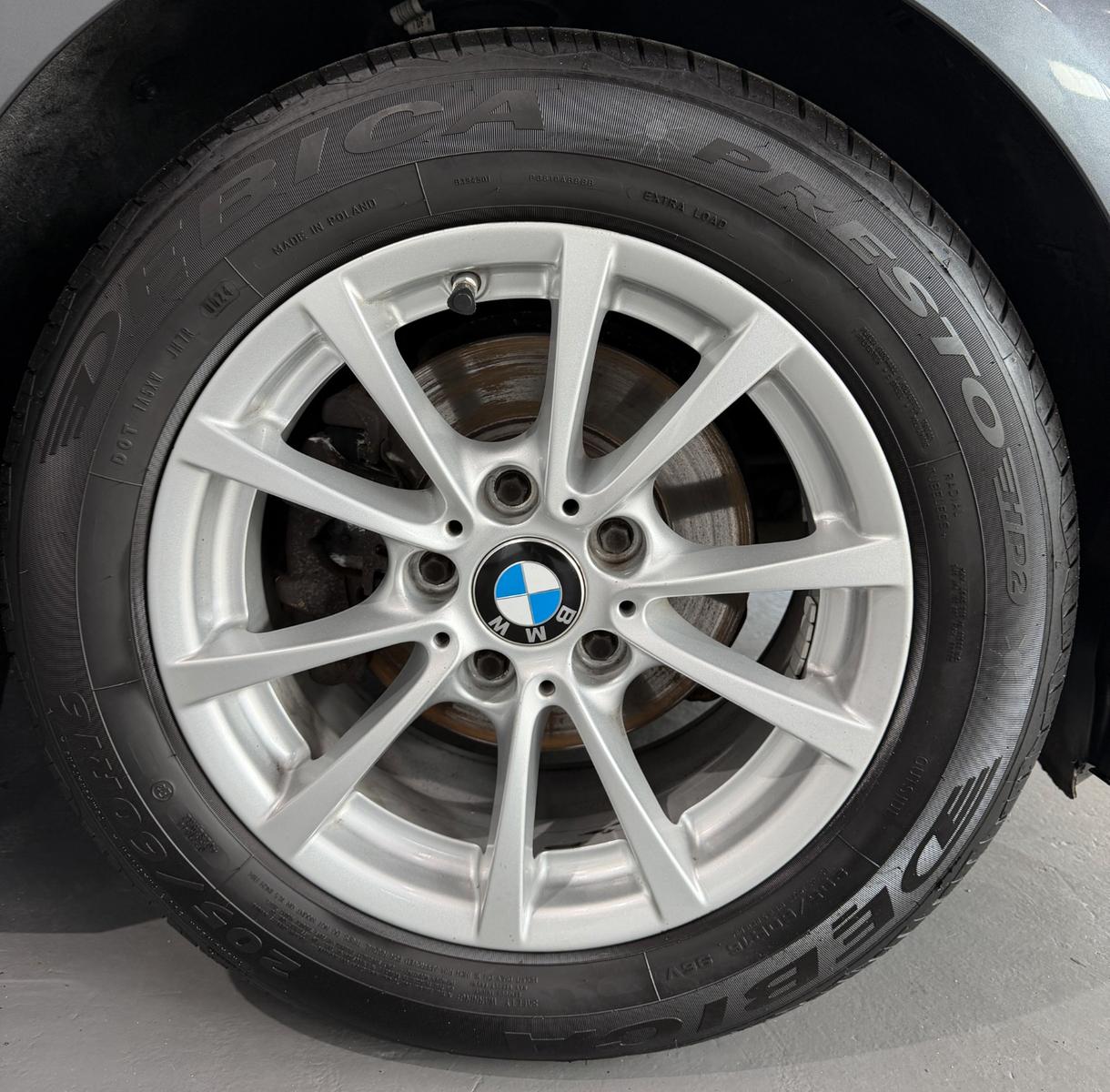 BMW 318d Touring 2.0 Aut.*Pano*Start/Stopp/Navi/PDC
