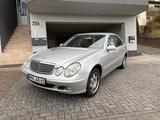 Mercedes-Benz Mercedes Benz E220cdi tüv neu checkheft 3.... - Mercedes-Benz E 220 aus 2004
