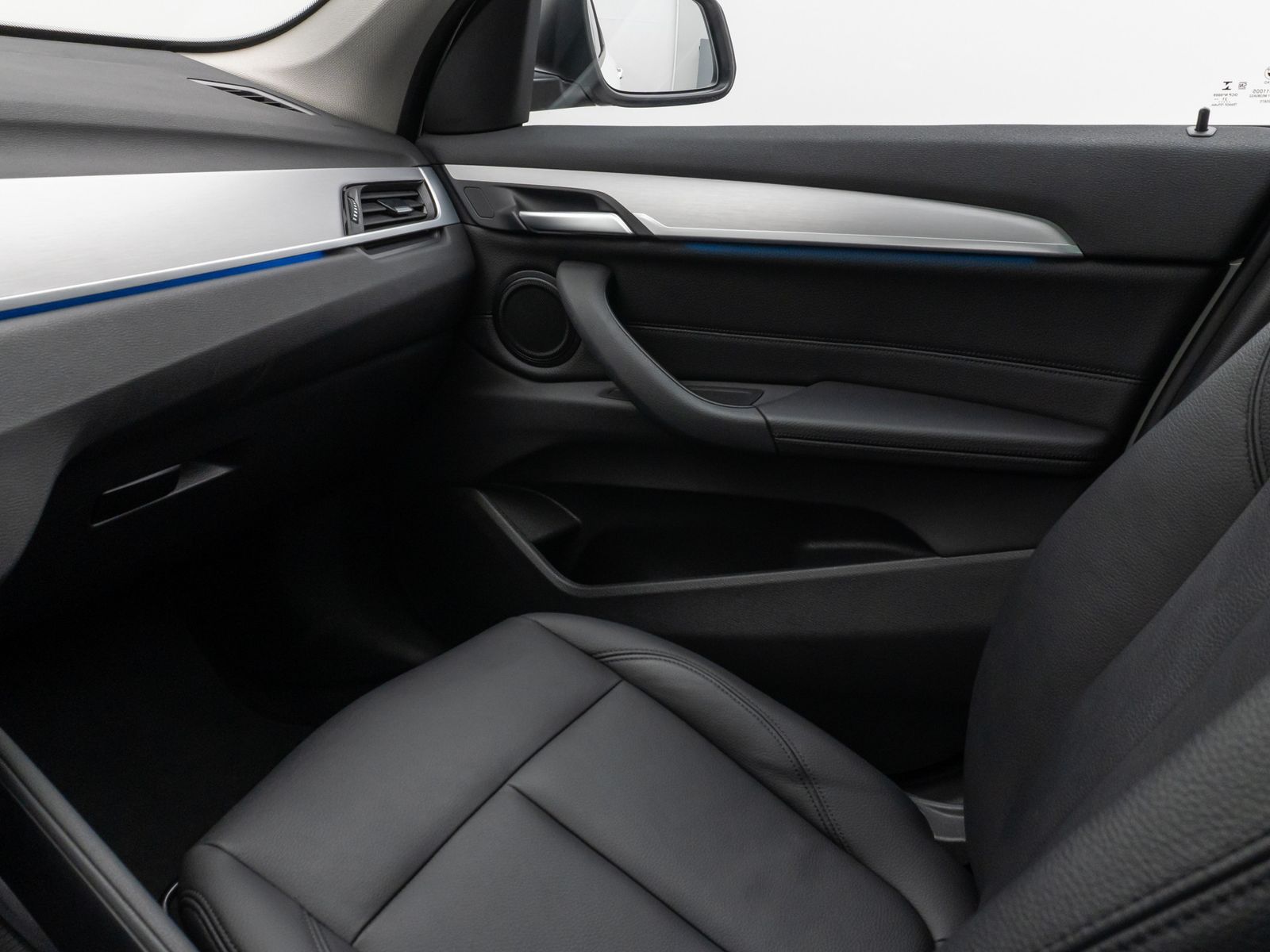 Fahrzeugabbildung BMW X1 xD25e Panorama Kamera DAB HUD Leder LED Alarm