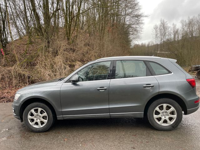 Audi Q5 3.0 TDI  quattro,Bi-Xenon,Kamera,AHK