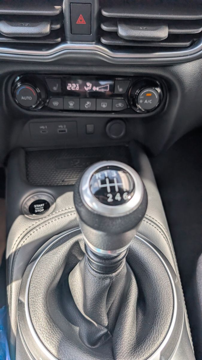 Fahrzeugabbildung Nissan Juke 1.0 Schaltgetriebe - N-Connecta