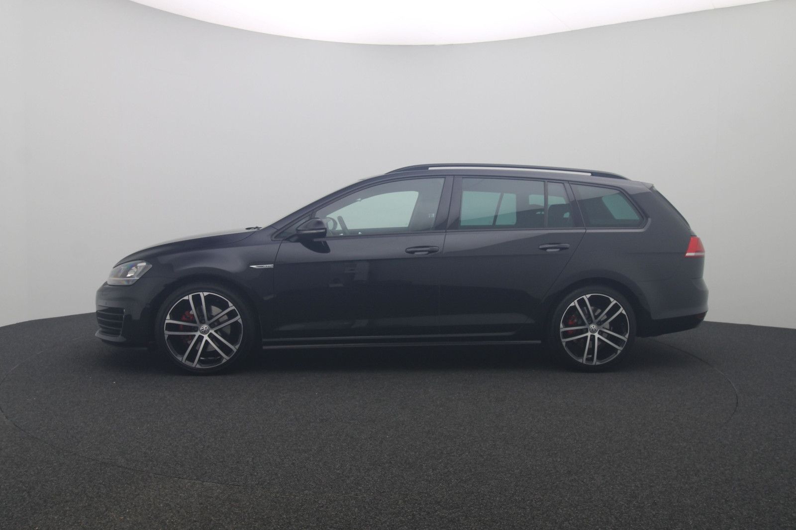 Fahrzeugabbildung Volkswagen Golf VII Variant 2.0 GTD  ACC Kamer Sport Xenon