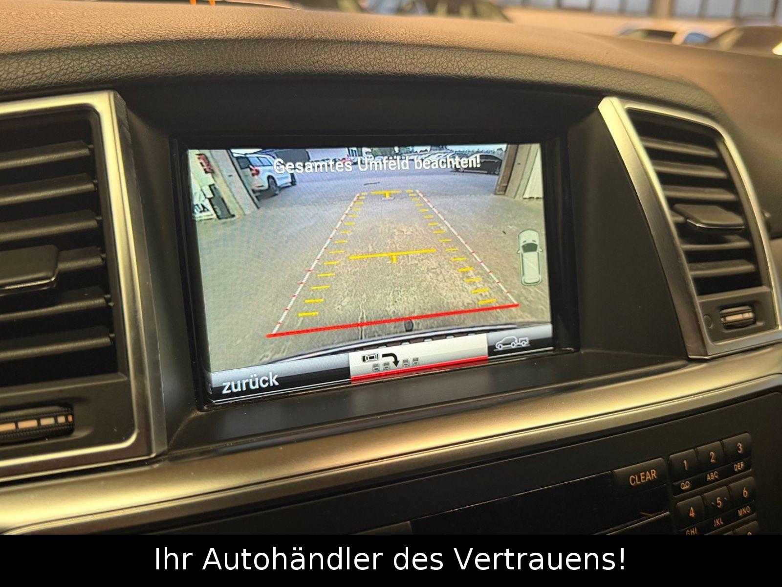 Mercedes-Benz ML 350CDI BlueTec 4Matic*Pano*DISTRONIC*AHK*NAVI