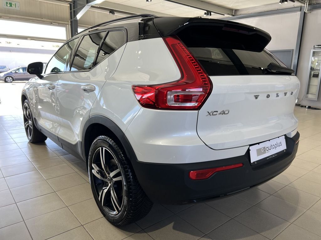 Volvo XC40 T5 R-Design Expression Recharge ACC BLIS