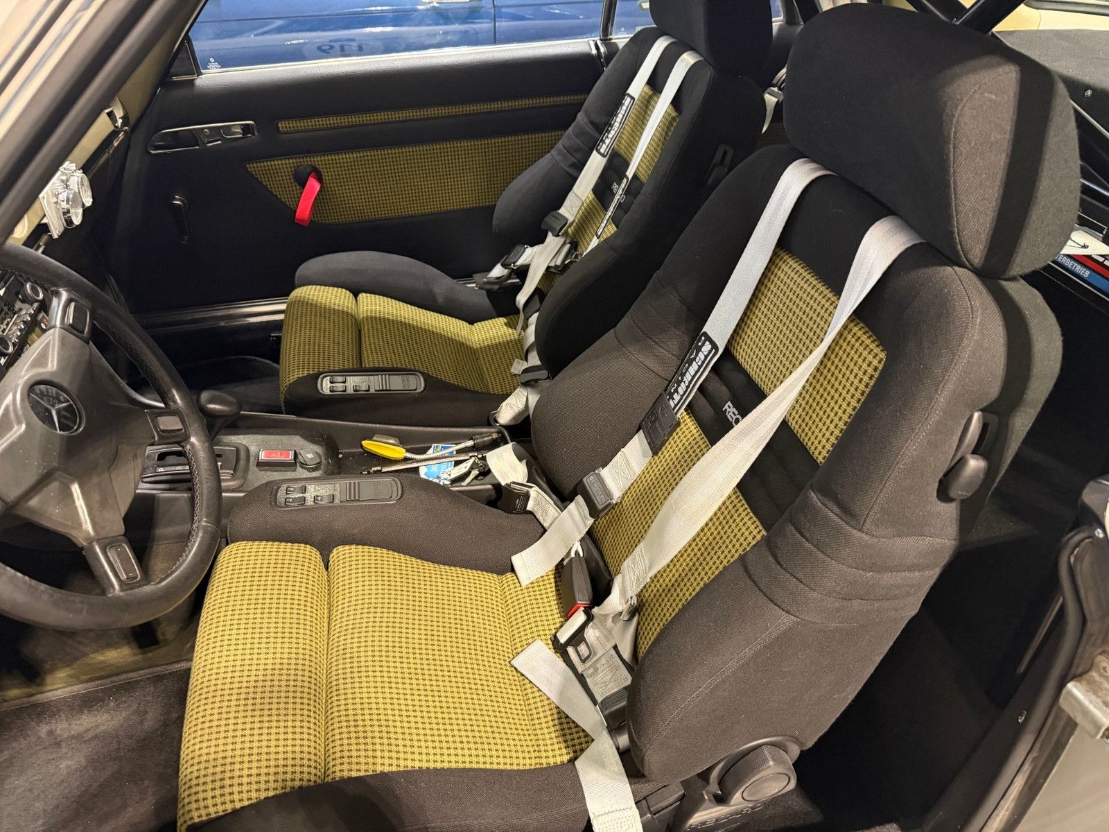 Fahrzeugabbildung Mercedes-Benz SLC 450 Rallye