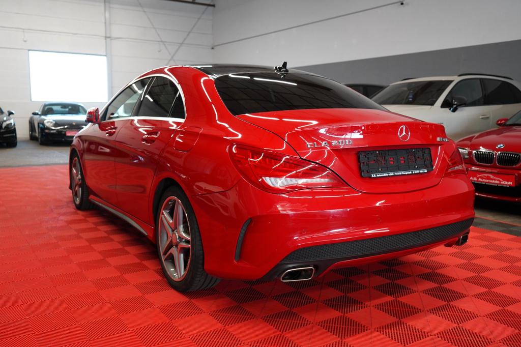 Mercedes-Benz CLA 200