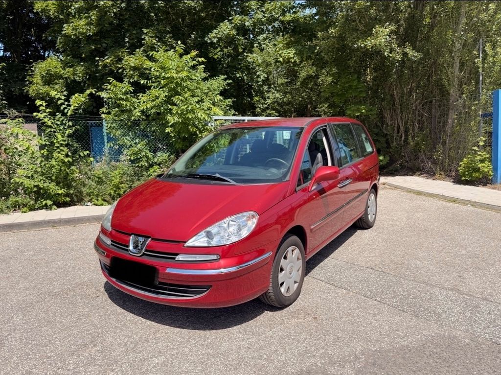 Peugeot 807
