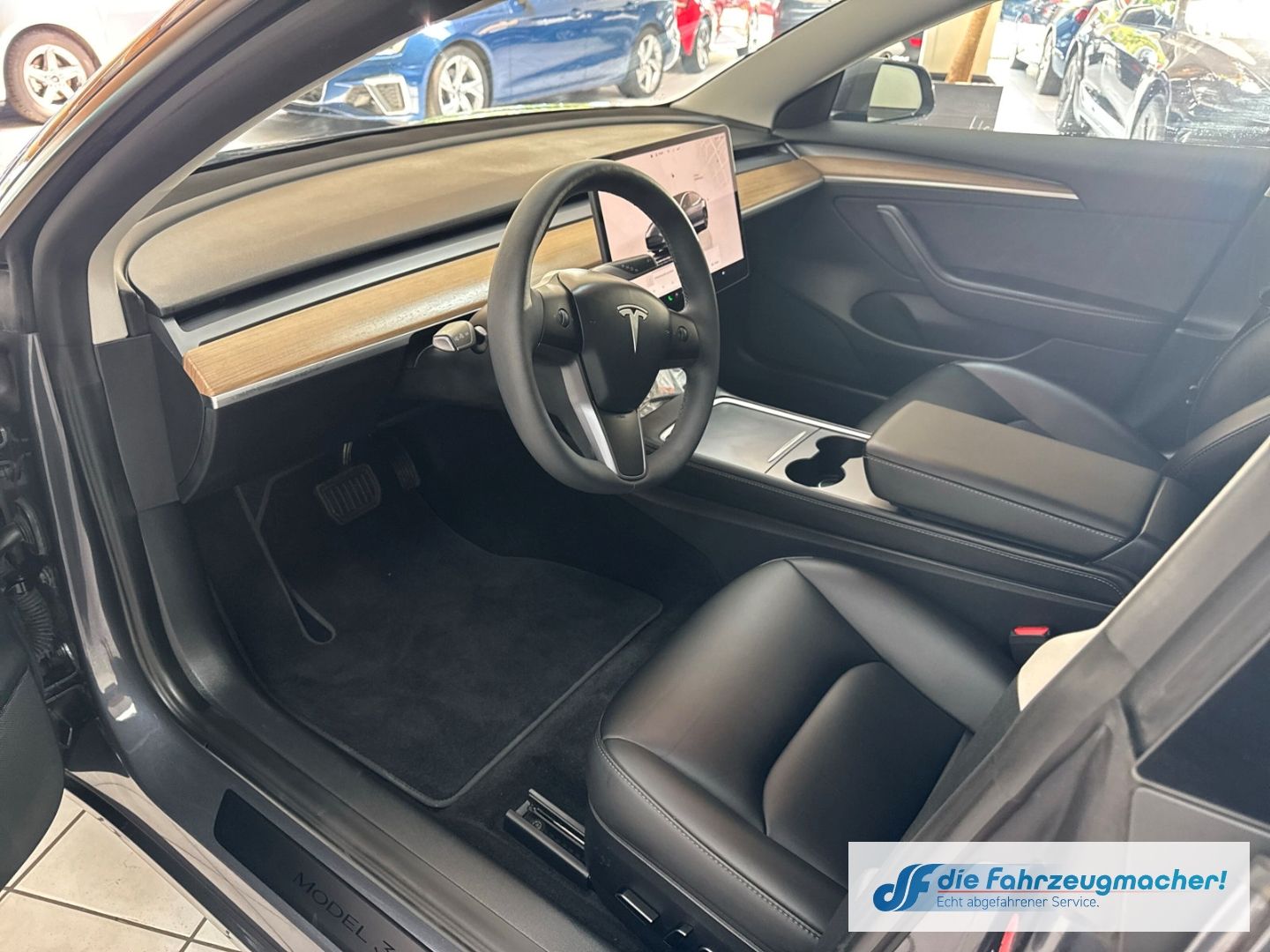 Fahrzeugabbildung Tesla Model 3 Long Range RWD Soundsystem ACC El. Heckk