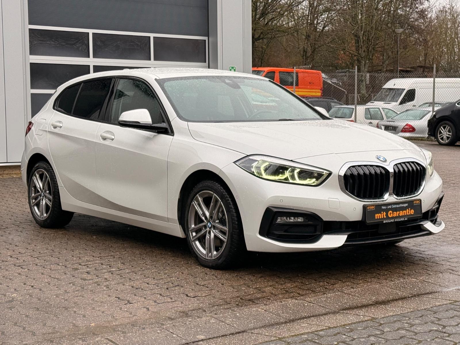 BMW 118 d Sport Line Automatik Navi Kamera