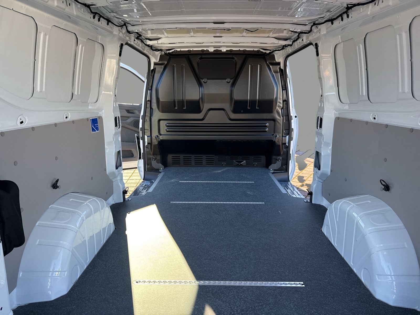 Transporter Kasten lang 2.0 TDI, 2xSchiebetür, R