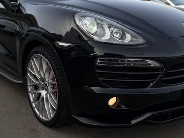 Porsche Cayenne - 10