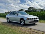 BMW 520i Limousine Steptronic NaviProf. Stdhzg. 1Hd - gebrauchte BMW 5er Reihe aus dem Jahr 2000