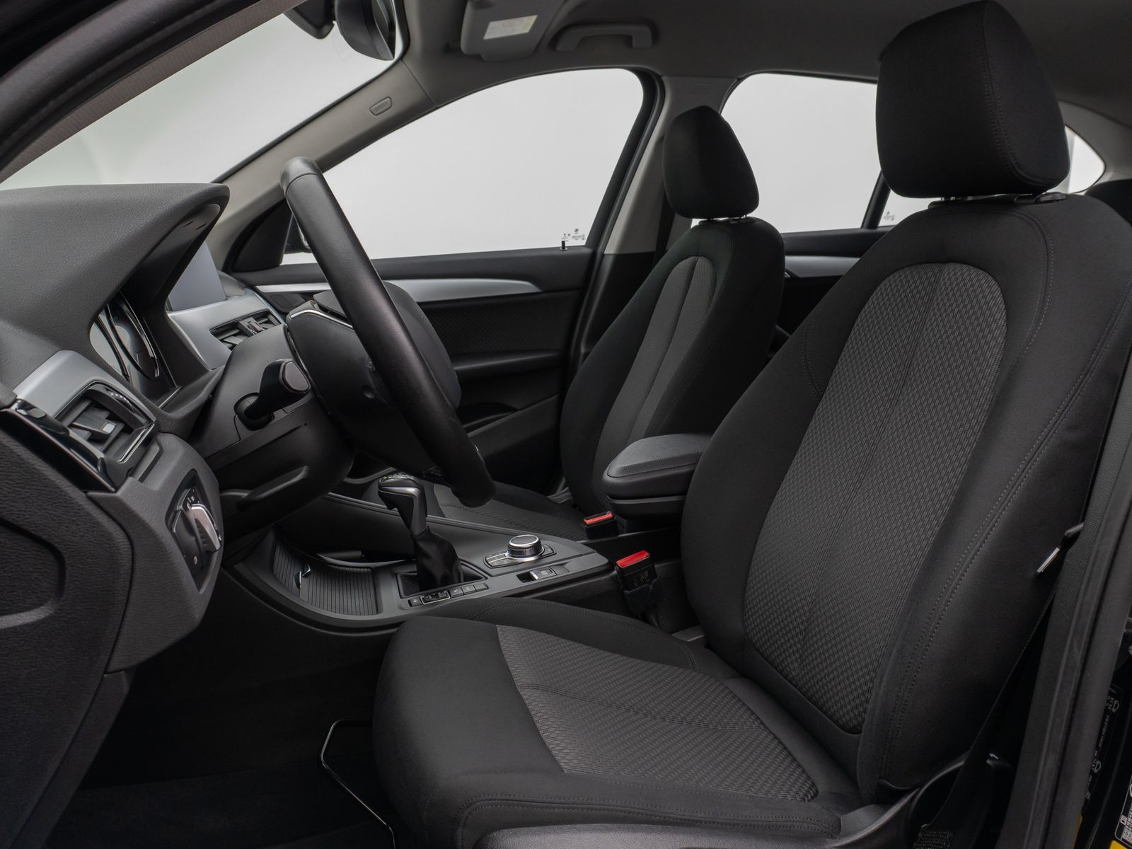 Fahrzeugabbildung BMW X1 xD25e Parkassist DAB LED Geschwindigkeitsreg