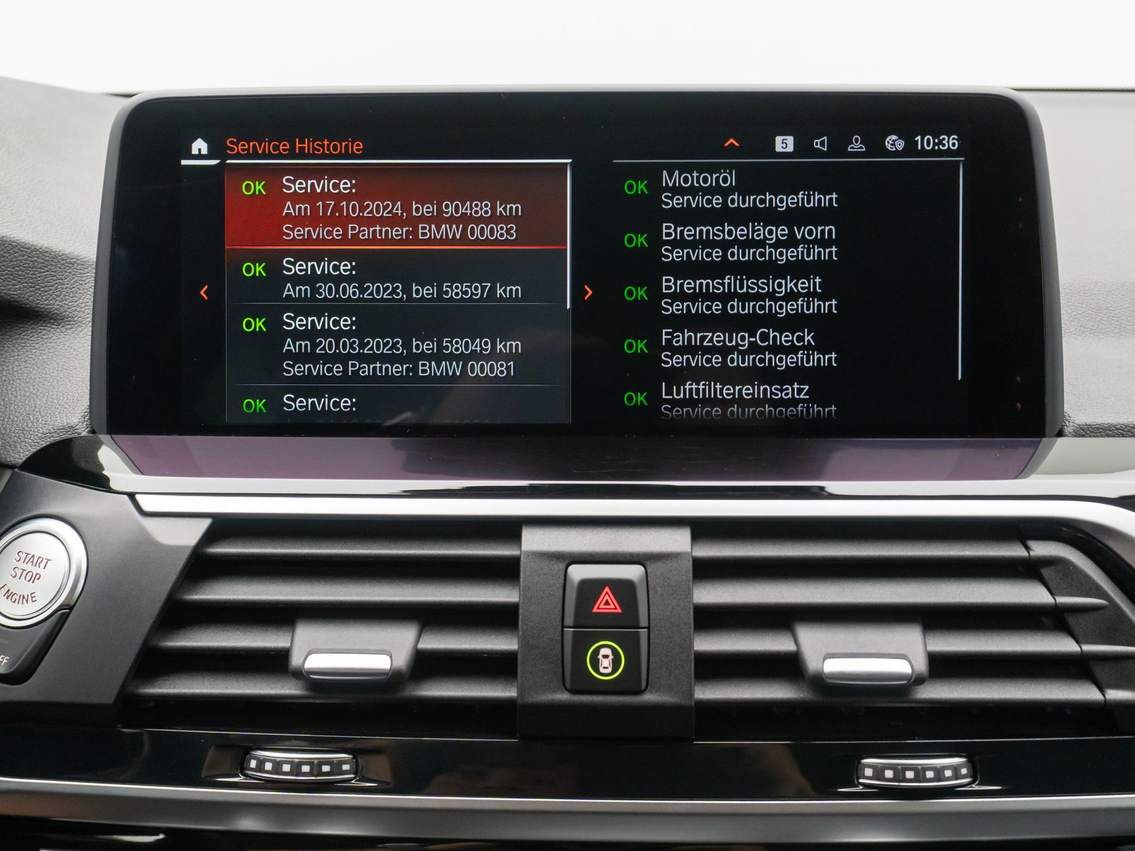 Fahrzeugabbildung BMW X3 xD30d Kamera HUD HiFi DisplKey Komfort 20Zoll