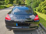 Porsche Panamera 4 - - Porsche Panamera: Limousine
