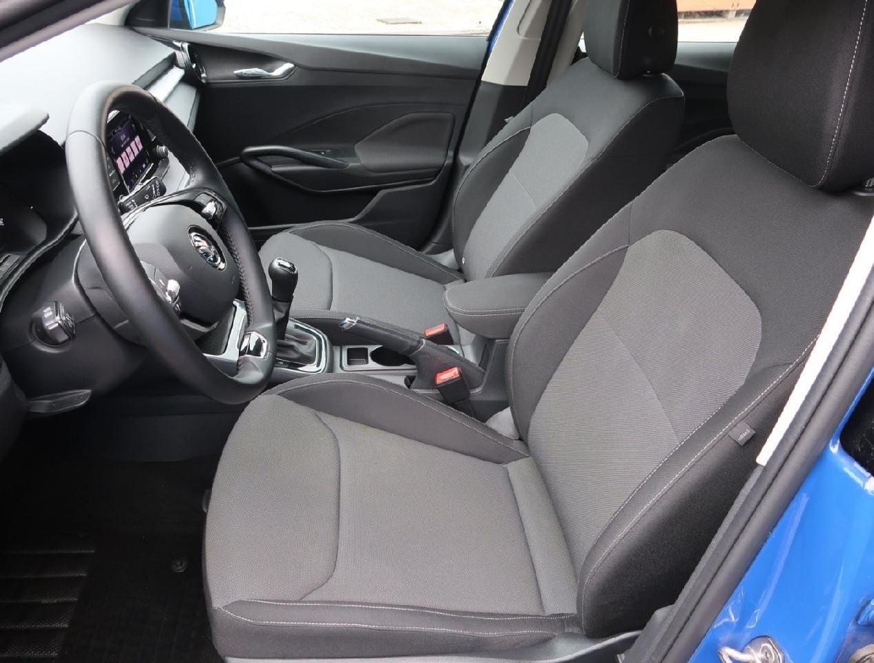 Fahrzeugabbildung SKODA Fabia 1.0 TSI Selection - LED, PDC, NS