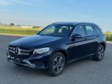 Mercedes-Benz GLC 350 d 4Matic*HUD,Kamera,AMG* - blaue Mercedes-Benz GLC 350