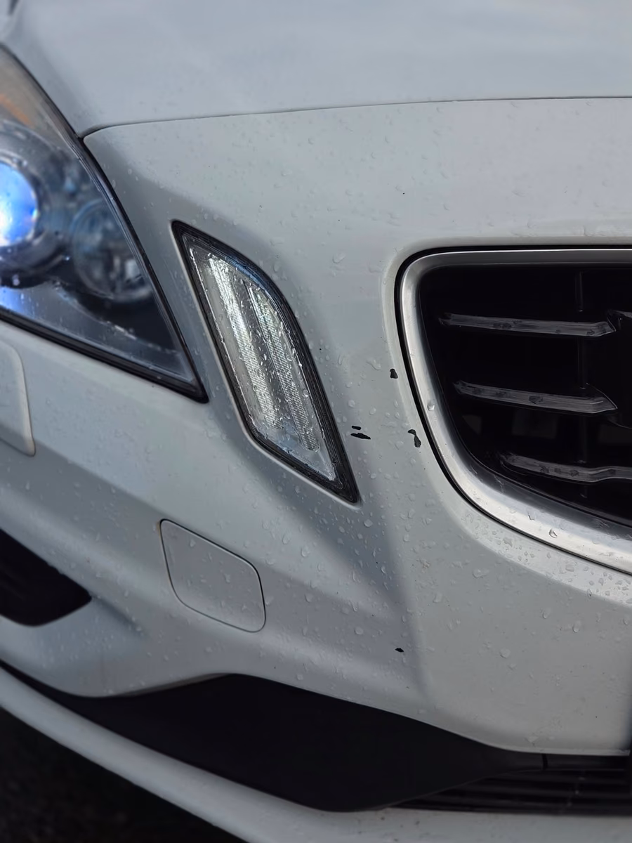 Volvo V60 2011 — engine 1.984 cm³, 163 HP (120kW)