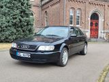Audi S6 4.2 Automatic Limousine  - Audi S6 mit Benzin-Antrieb: Limousine, 4.2