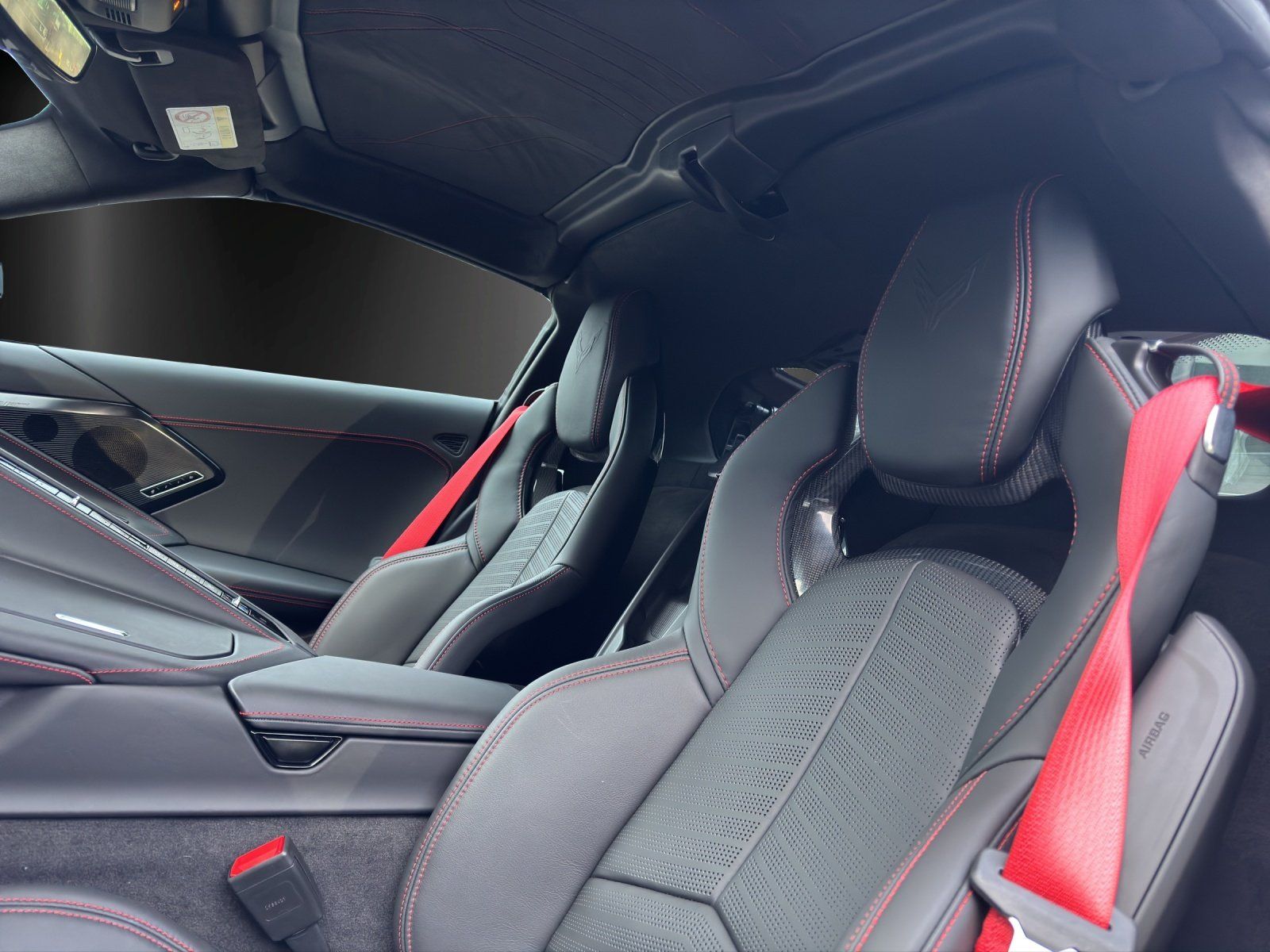 Fahrzeugabbildung Corvette C8 Coupe 3LT MY 2024 MAGNETIC/FRONT LIFT/EU-MODE