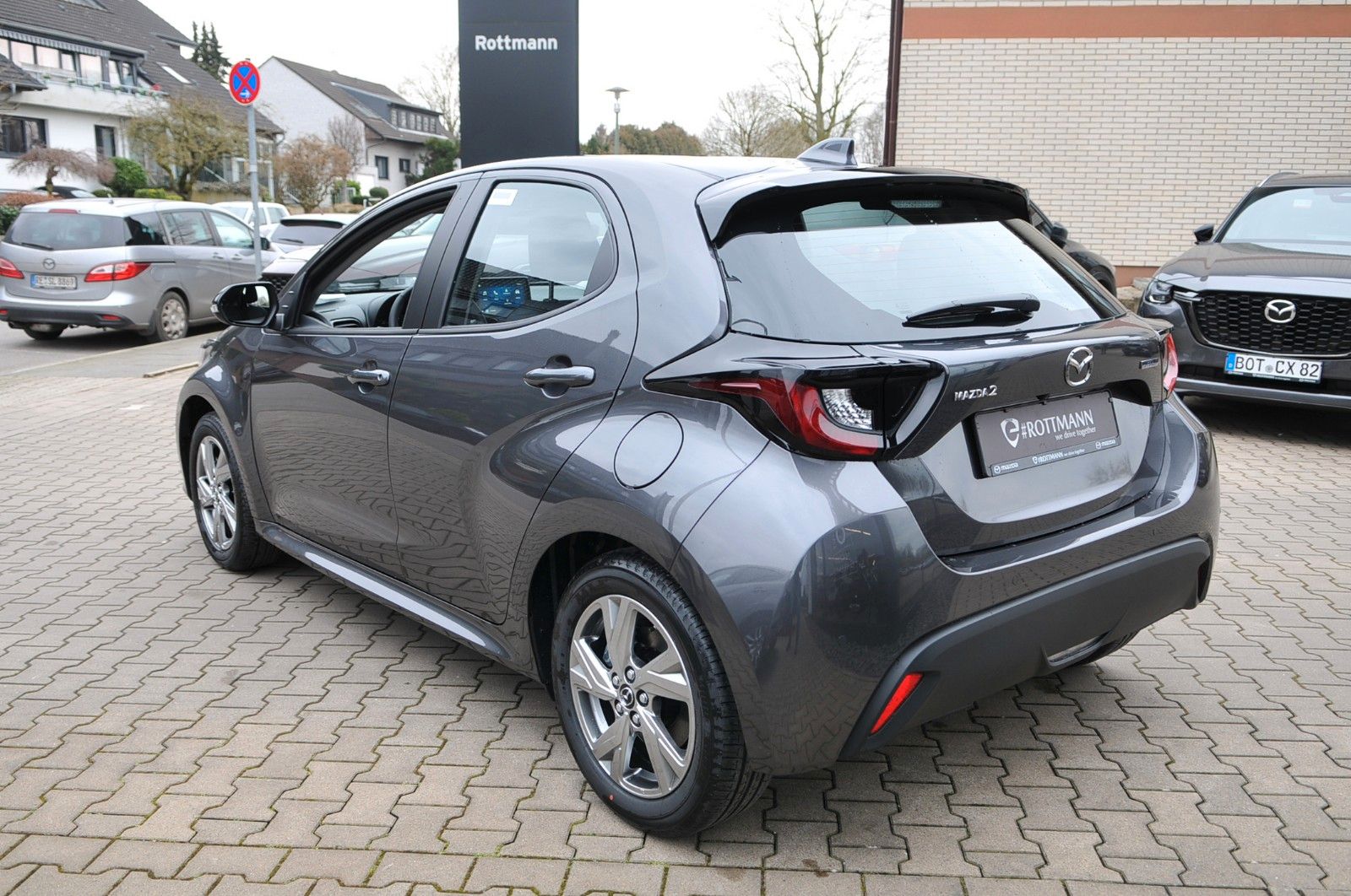 Mazda 2 Hybrid - Bild 8