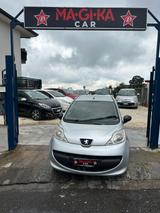 Peugeot 107 1.0 68CV 5p. URBAN MOVE - Peugeot 107 Urban-Move
