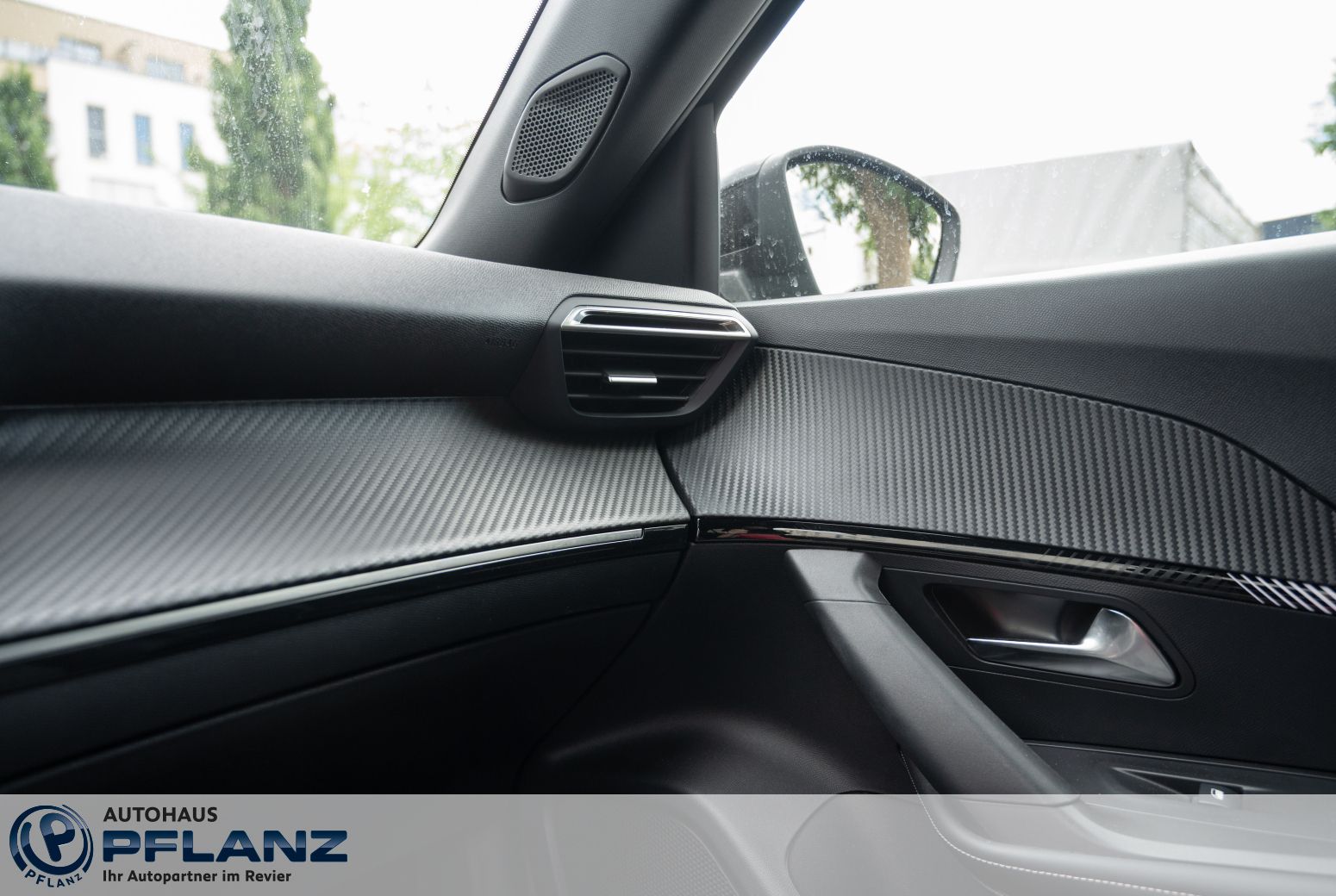 Peugeot 2008 - Bild 12