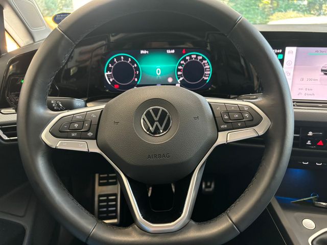 Golf VIII 1,5 TSI Active+Side Assist+Navi+App