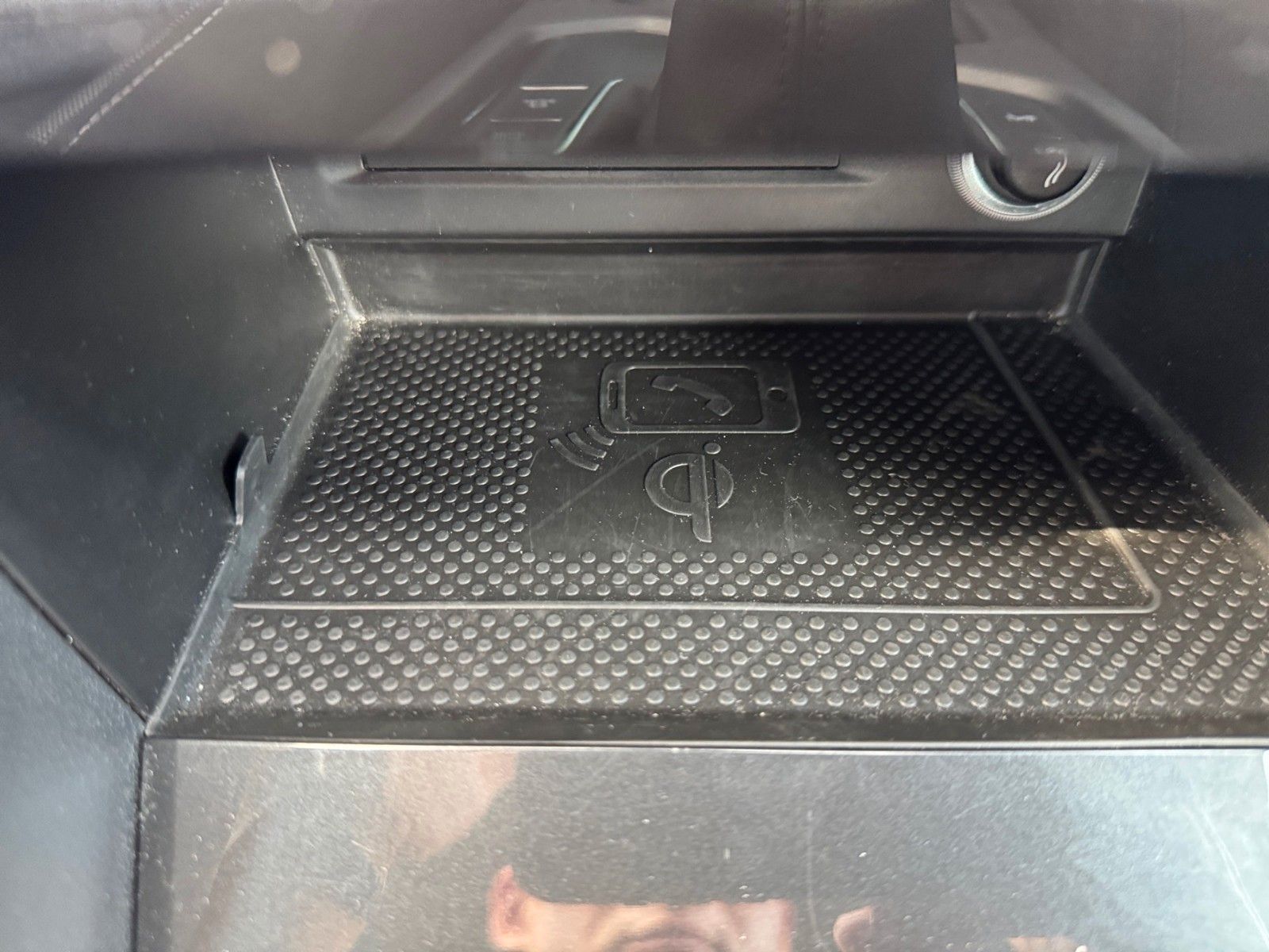 Fahrzeugabbildung Volkswagen Tiguan Life ACTIVE 1.5 TSI