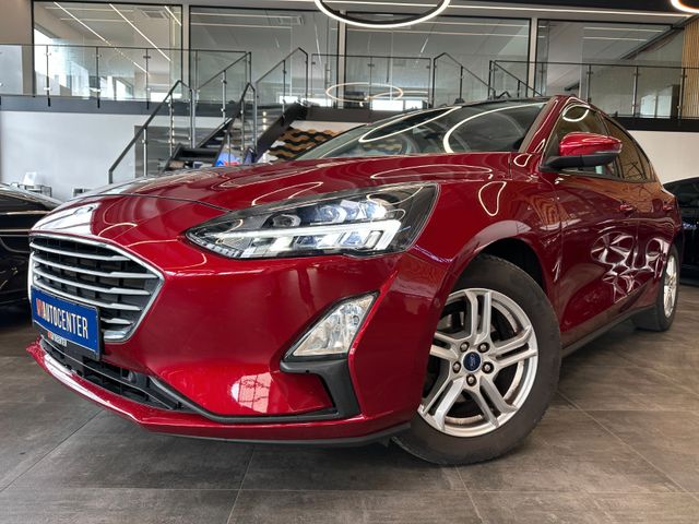 MYAUTOCENTER – Gebraucht- und Jahreswagen mit Werkstattservice in Pfaffenhofen Ford Focus Lim. *Pano*Kamera*AHK*LED*