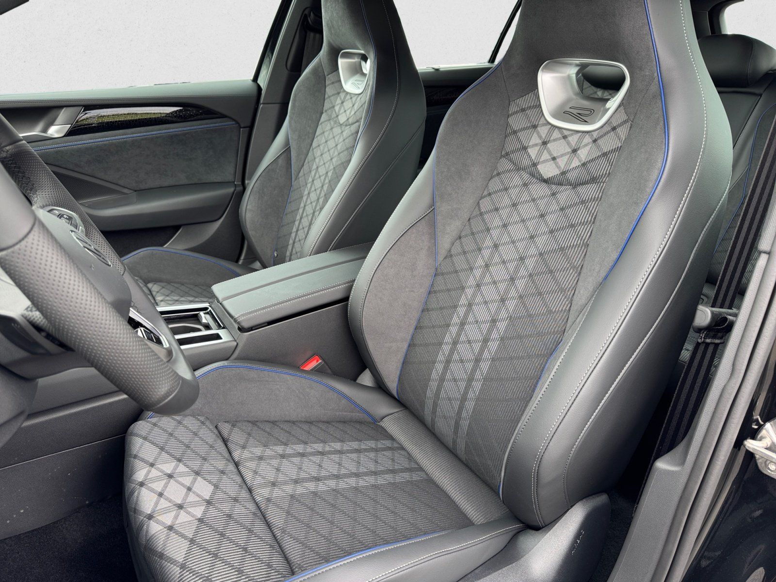 Volkswagen Passat Variant - Bild 9