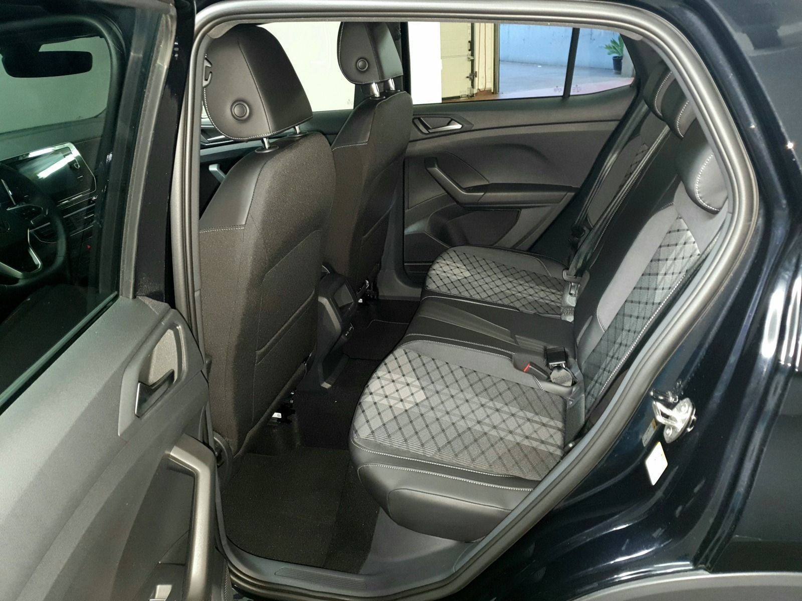 Volkswagen T-Cross - Bild 9