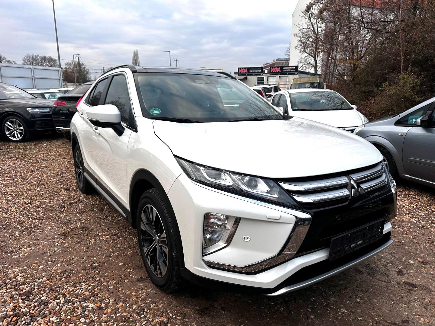Mitsubishi Eclipse Cross - Premium + Leder + Pano  VOLL