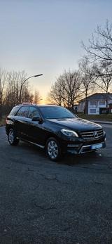 Mercedes-Benz ML 350 AMG AHK Navi Sound Standh. 360 Pano - Mercedes-Benz ML 350 mit Diesel-Antrieb