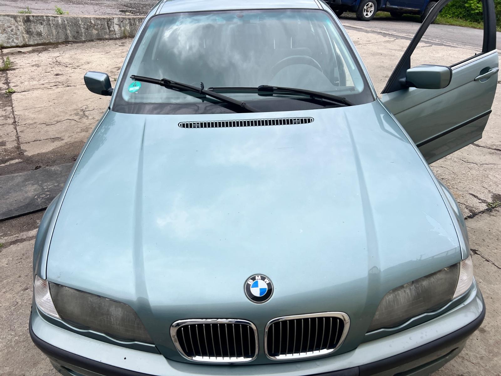 BMW 320i touring