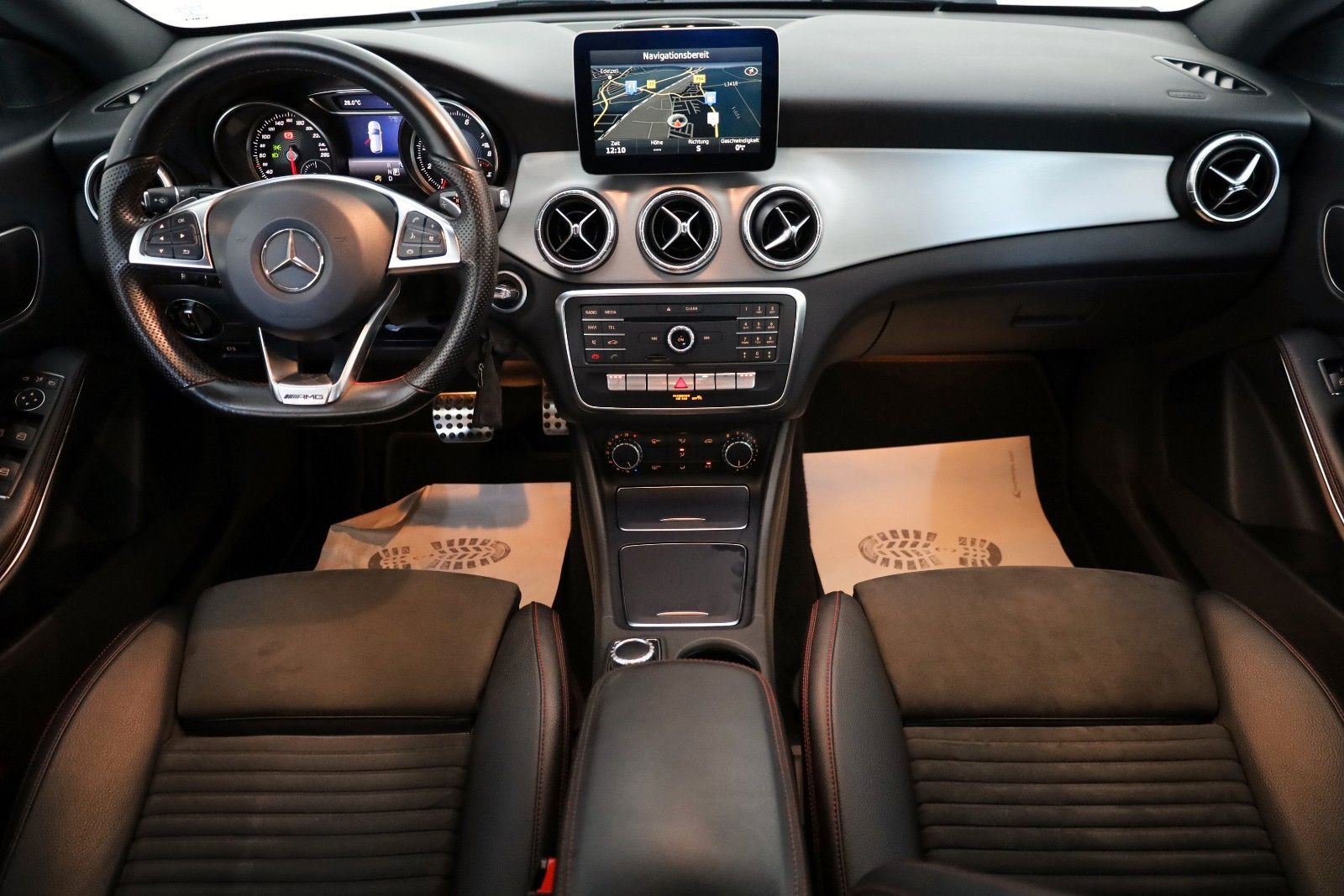 Fahrzeugabbildung Mercedes-Benz CLA 200 SB AMG Line TLeder,Navi,LED,SH,PDC,SR+WR