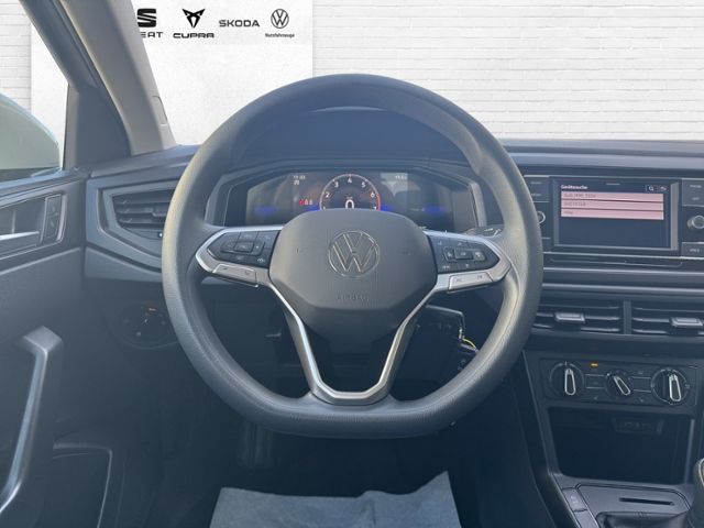 Fahrzeugabbildung Volkswagen Taigo 1.0 TSI 95 PS 5-Gang LED PDC DAB