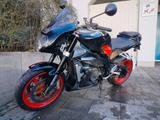Aprilia RSV Tuono 1000 R Sehr gepflegt Um- und Unfallfre - Offers
