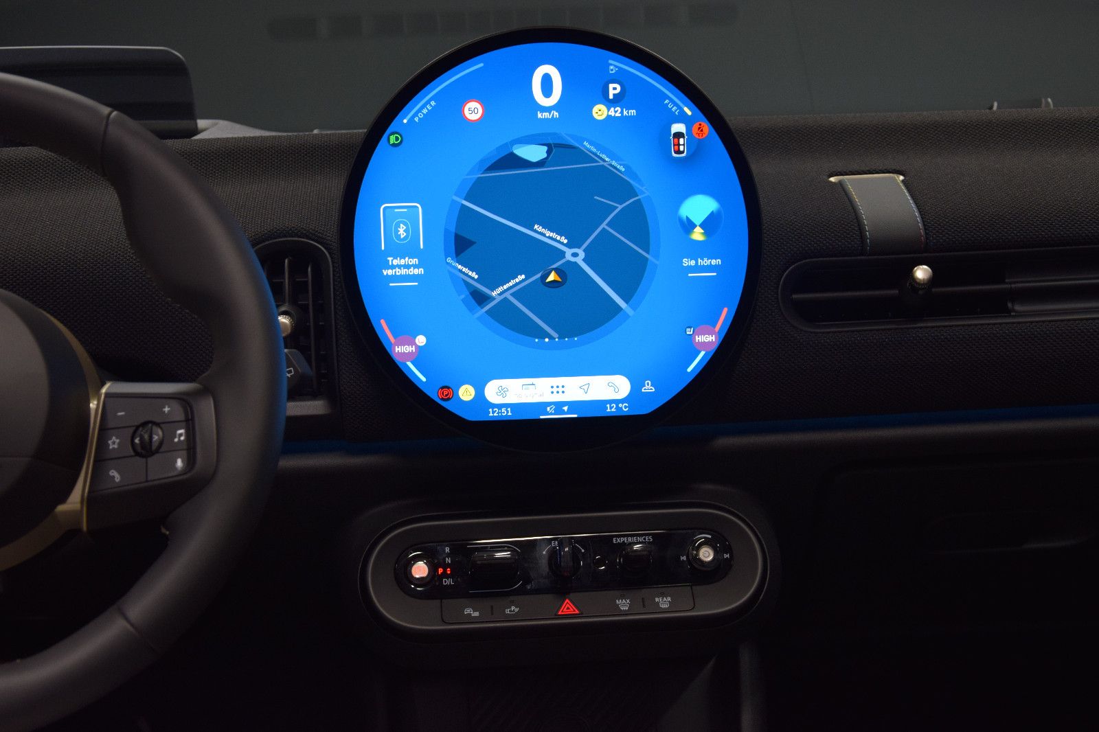 Fahrzeugabbildung MINI Cooper C Classic Trim Paket-M Pano HuD Kamera