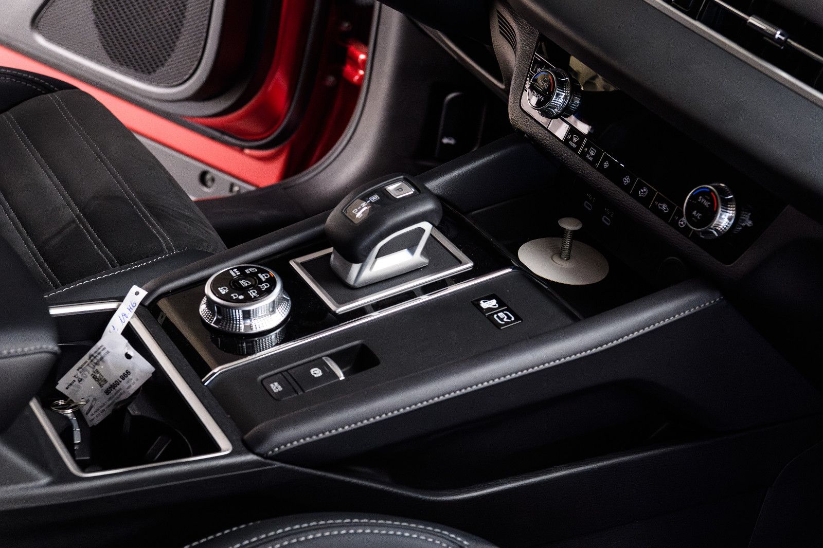 Fahrzeugabbildung Mitsubishi Outlander Intro Edition +4WD+ LED+AHK+Kam+20"