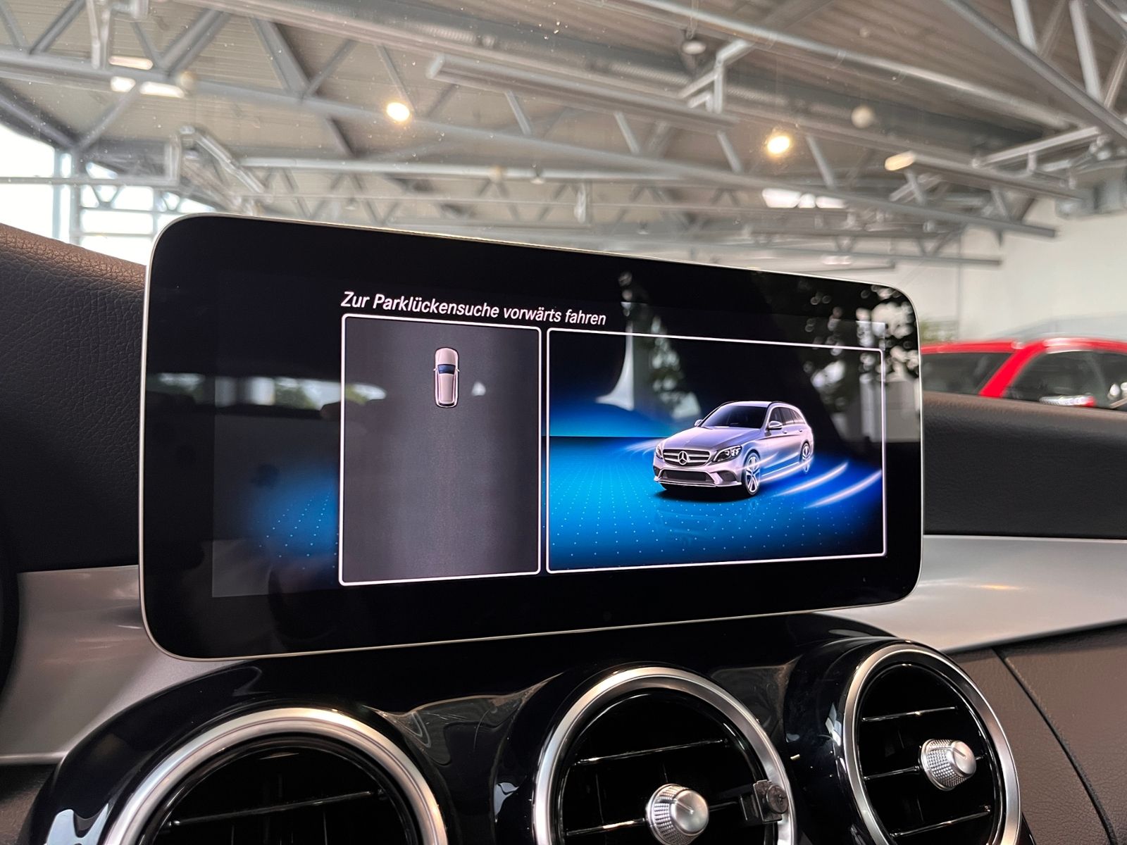 Fahrzeugabbildung Mercedes-Benz C 200 d T LEDER LED NAV SHZ PDC 18"