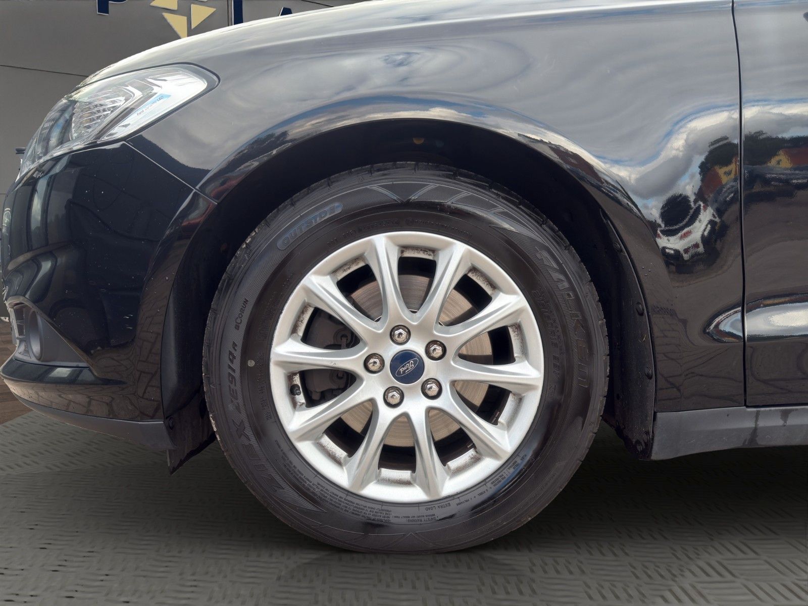 Fahrzeugabbildung Ford Mondeo Business*AHK*Sitzheizung*Tempo*LED*PDC*